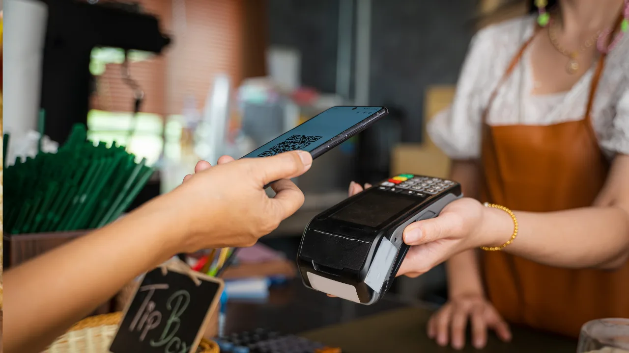 Does Cookout Take Apple Pay?